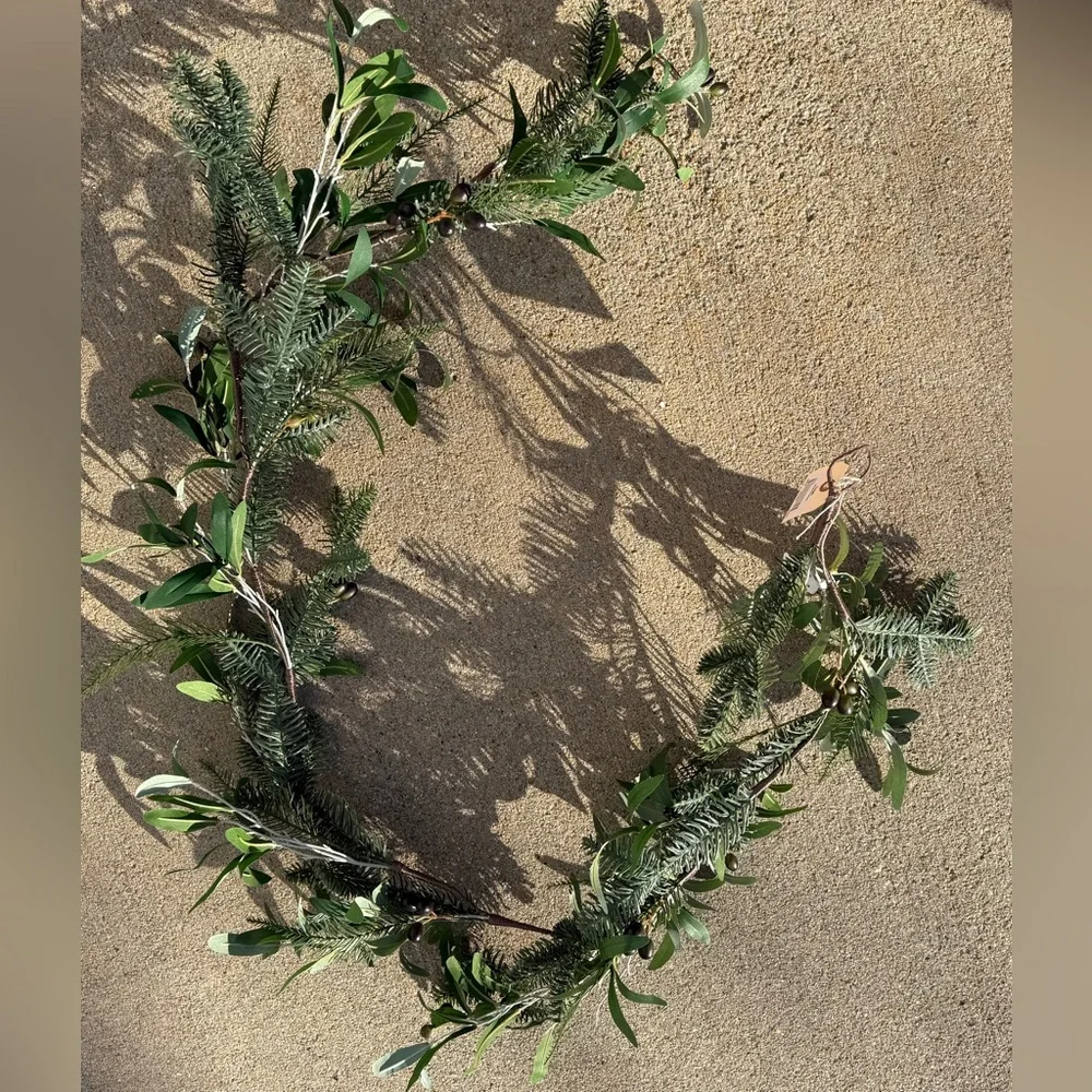 Frontgate Olive Garland - 6 ft - NWT